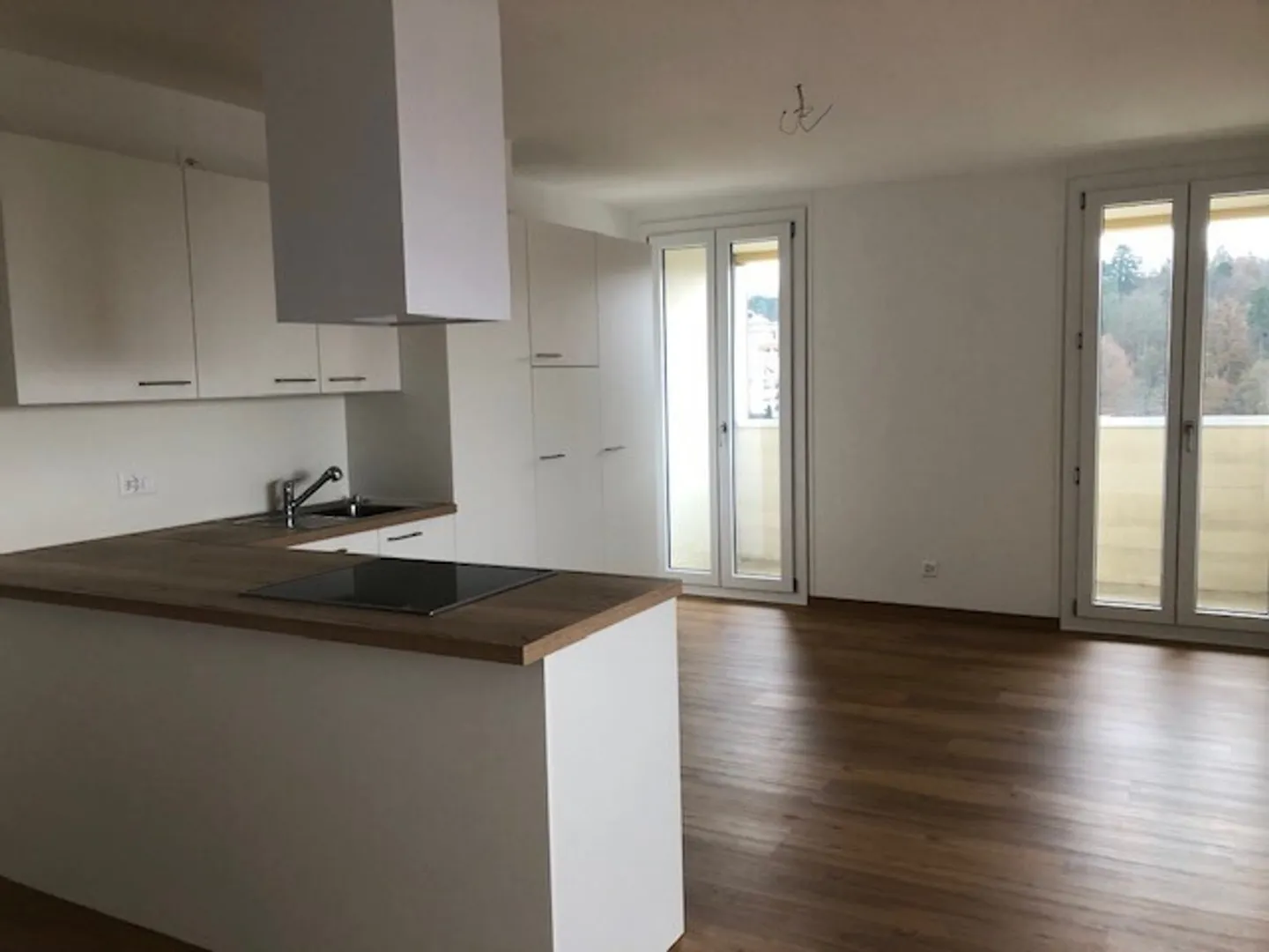 Appartamento ristrutturato 3.5 locali - Foto 2 di 9