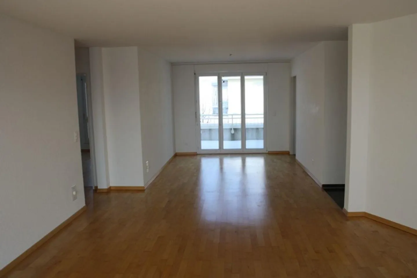 Appartamento spazioso di 4,5 stanze - Foto 4 di 13