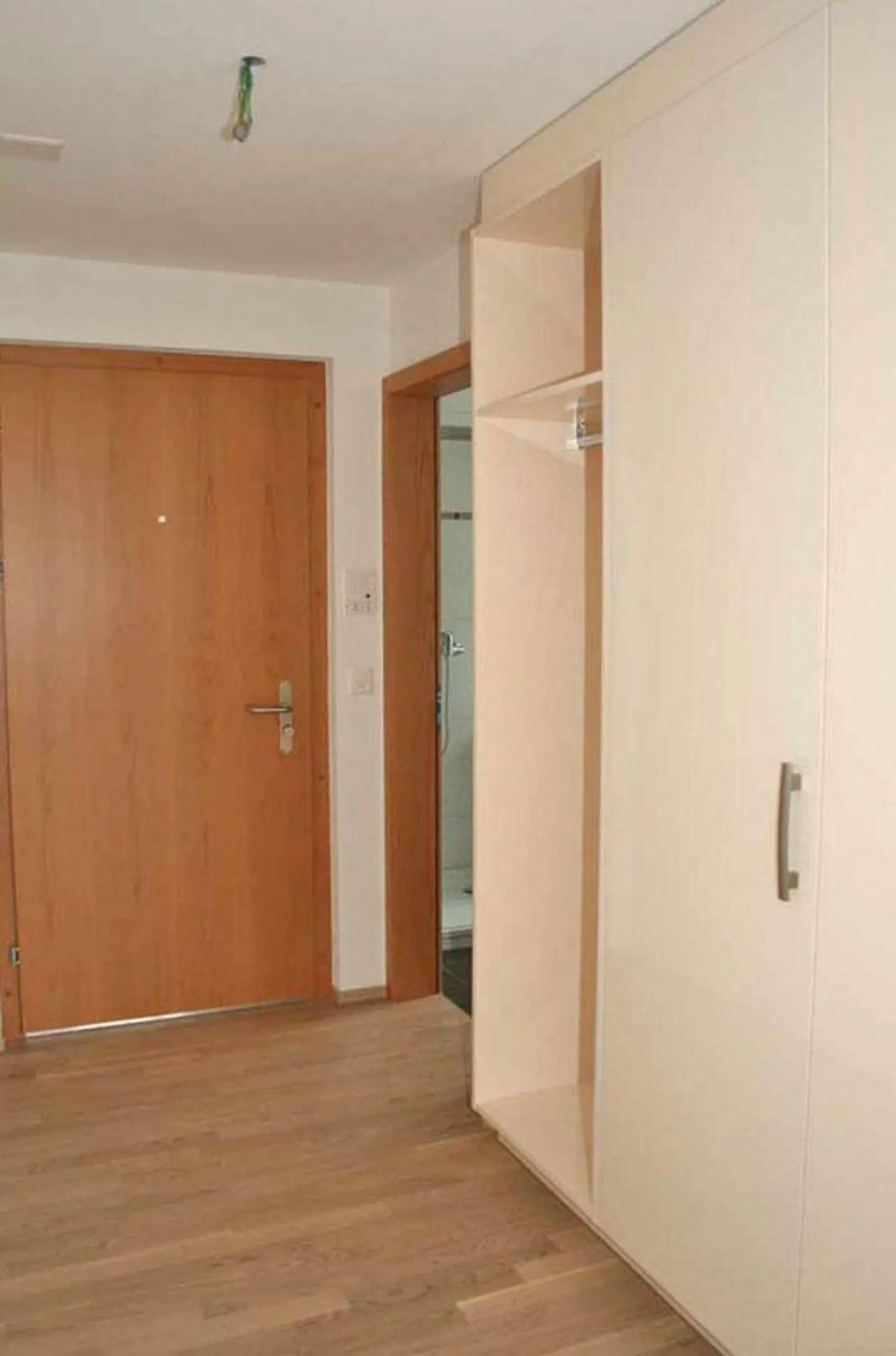 Appartamento accogliente di 2,5 stanze in una buona zona residenziale! - Foto 5 di 7