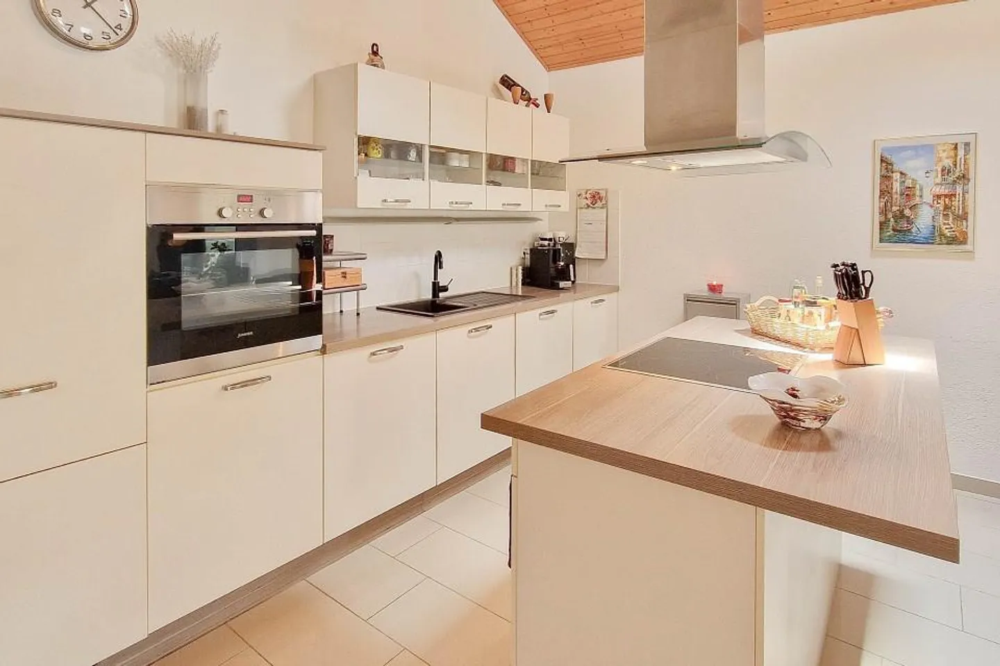 Geräumige Wohnung mit Garten - Foto 4 von 13