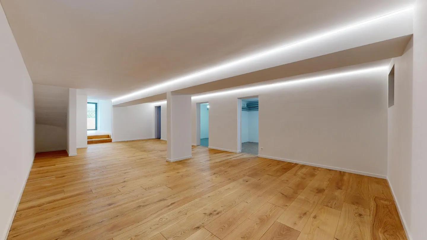 Incantevole Casa Familiare con Giardino - Foto 8 di 38