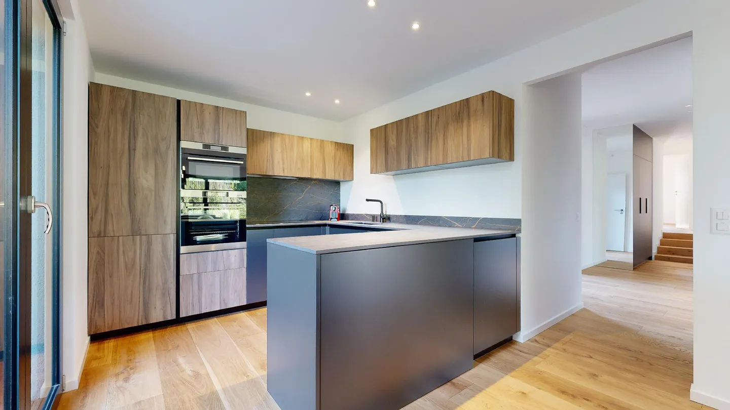 Incantevole Casa Familiare con Giardino - Foto 14 di 38