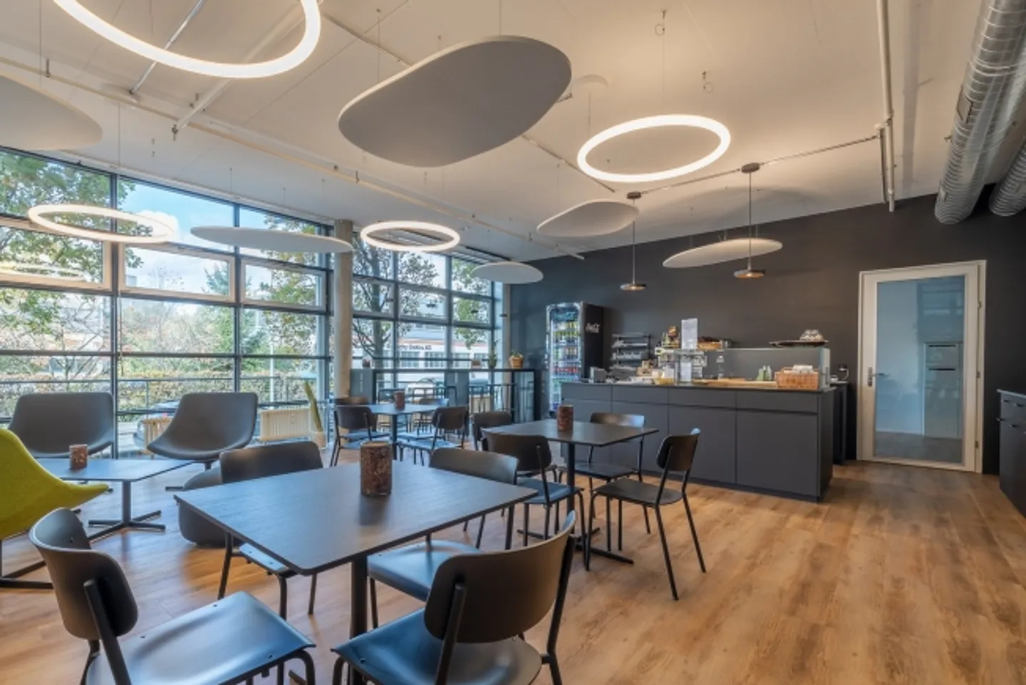 YOUR LAB SPACE IN THE TECHNOLOGY PARK - Photo 4 of 5