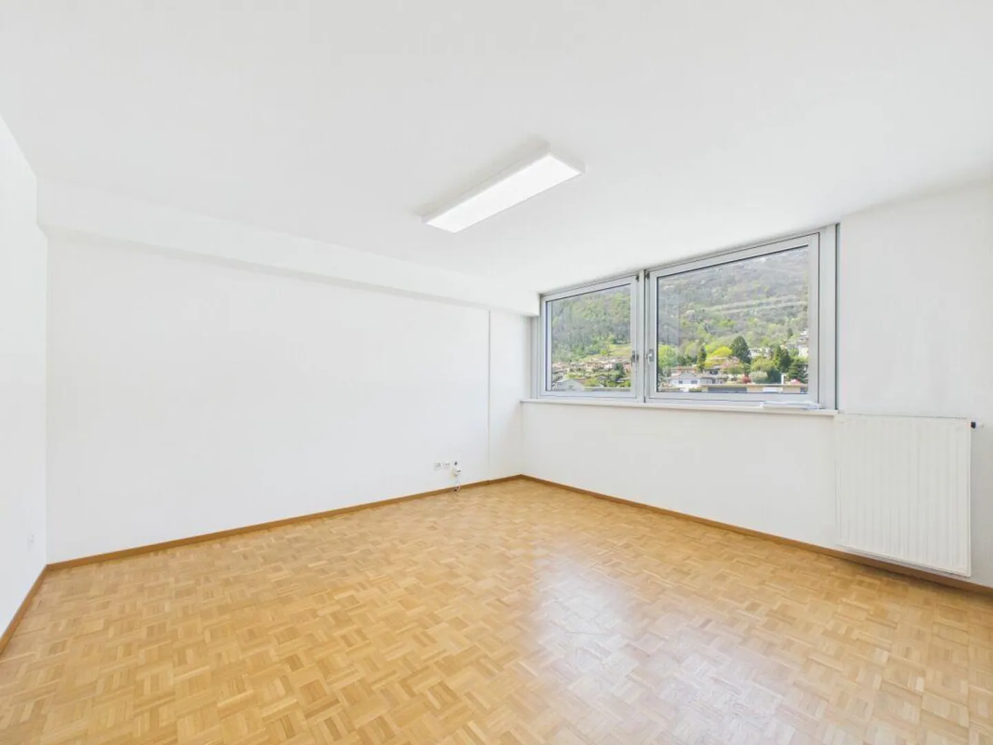 Ufficio elegante con cucina privata - Foto 5 di 10