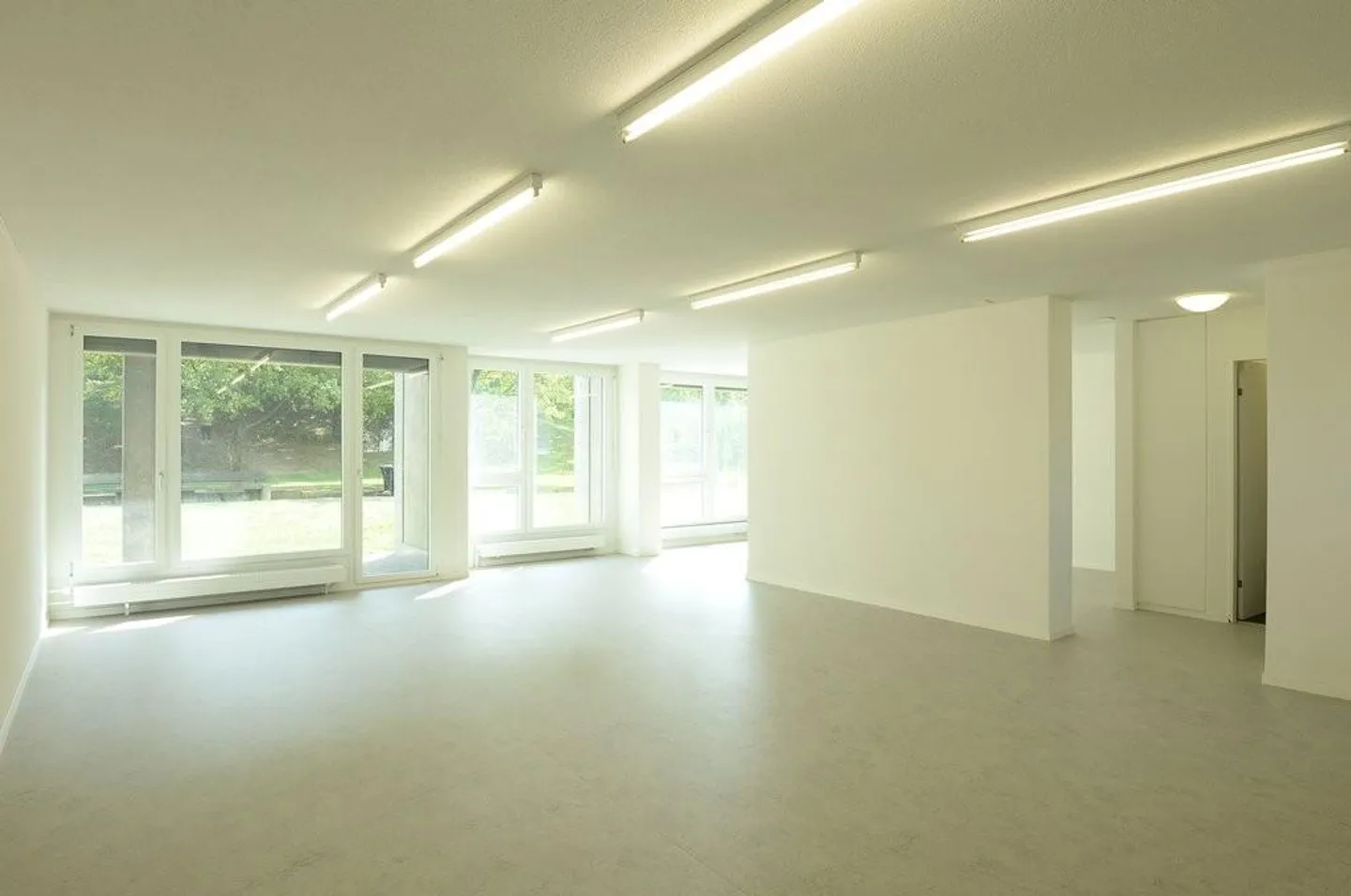 Gewerbemöglichkeiten in Schlieren - Foto 1 von 10