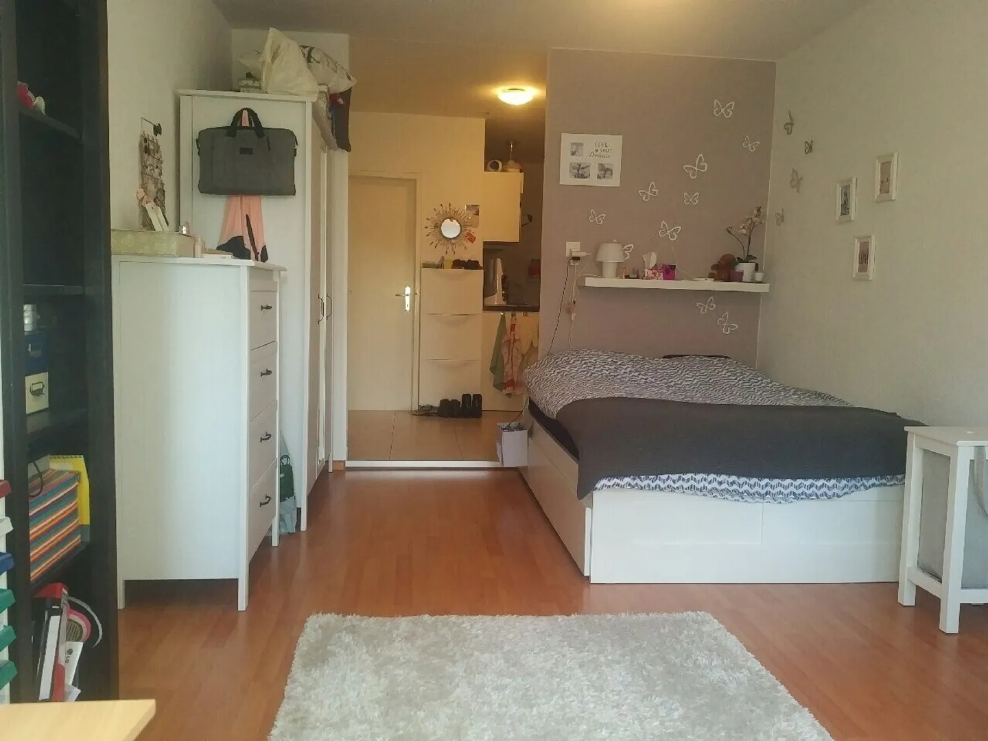 MODERN 1 ROOM APARTMENT - in a quiet area! - Photo 2 of 5