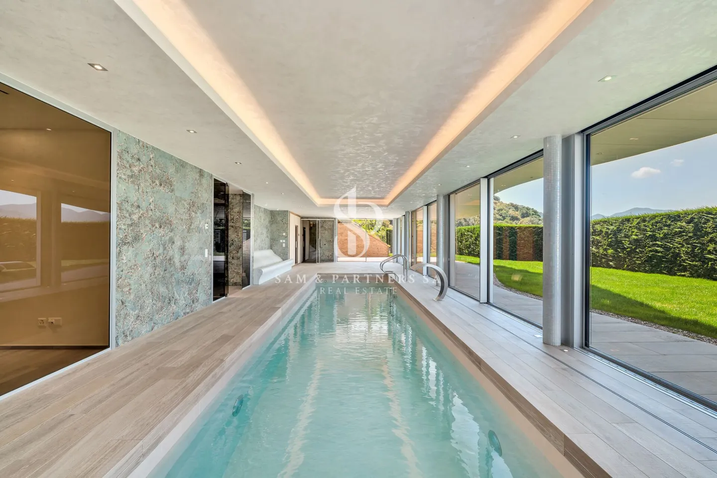 Villa Contemporanea con Vista Lago - Foto 7 di 24