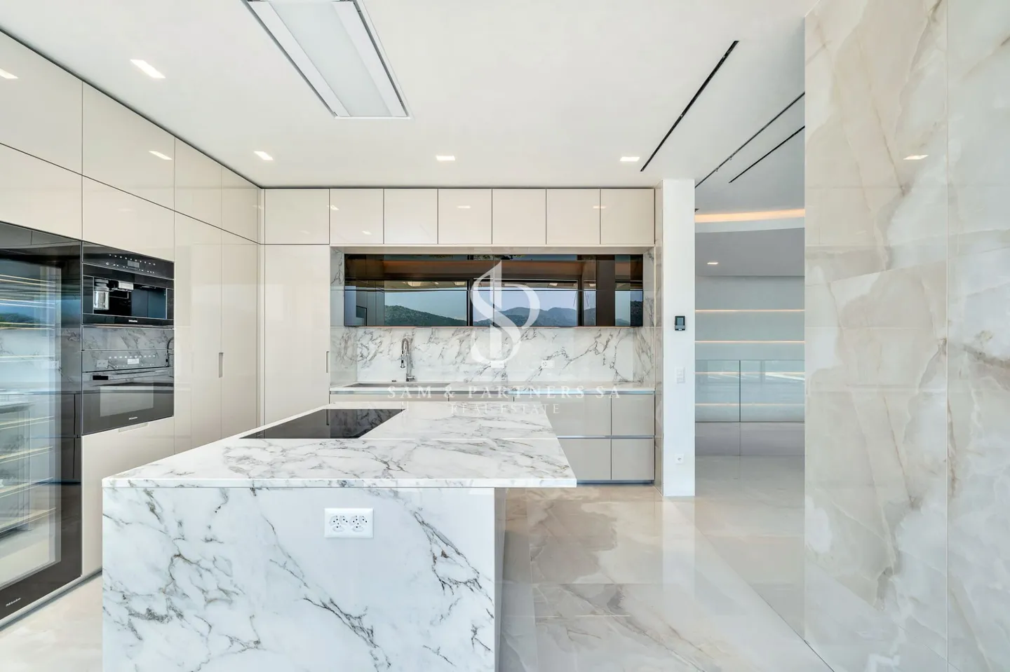 Villa Contemporanea con Vista Lago - Foto 16 di 24