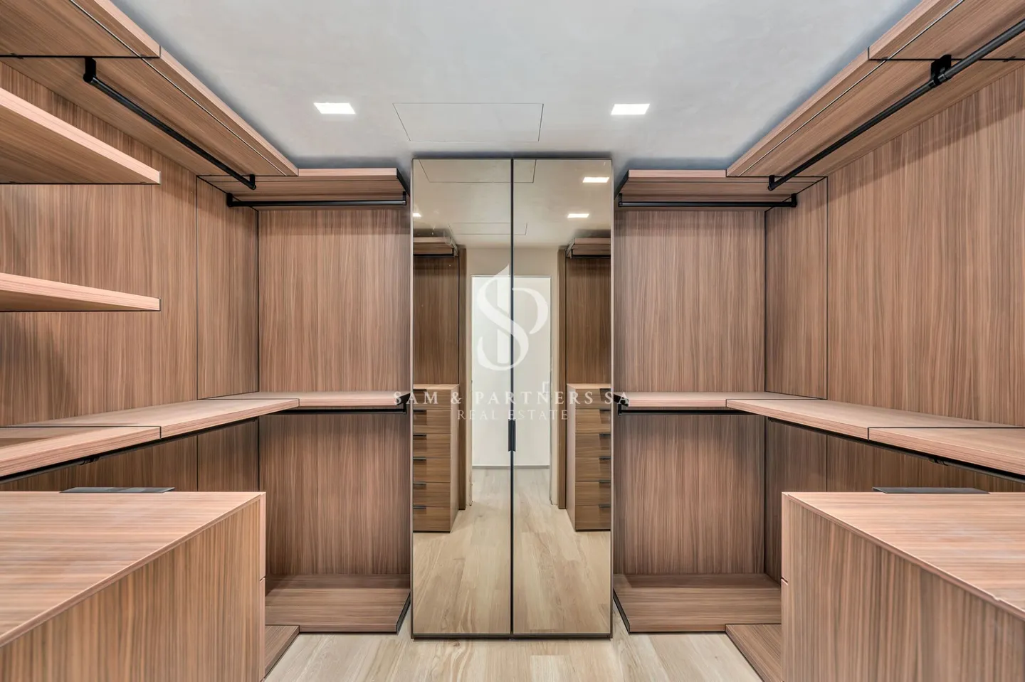 Villa Contemporanea con Vista Lago - Foto 18 di 24