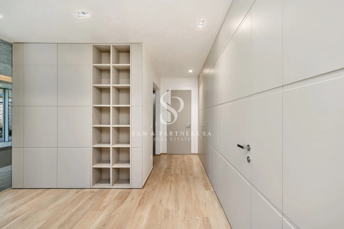 Villa Contemporanea con Vista Lago - Foto 21 di 24