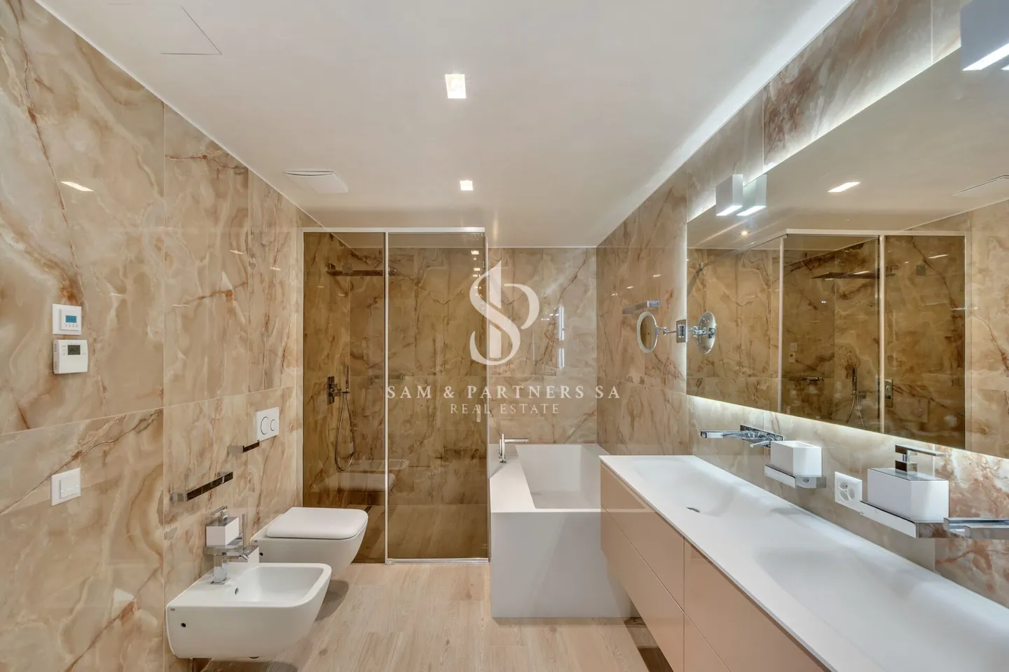 Villa Contemporanea con Vista Lago - Foto 24 di 24