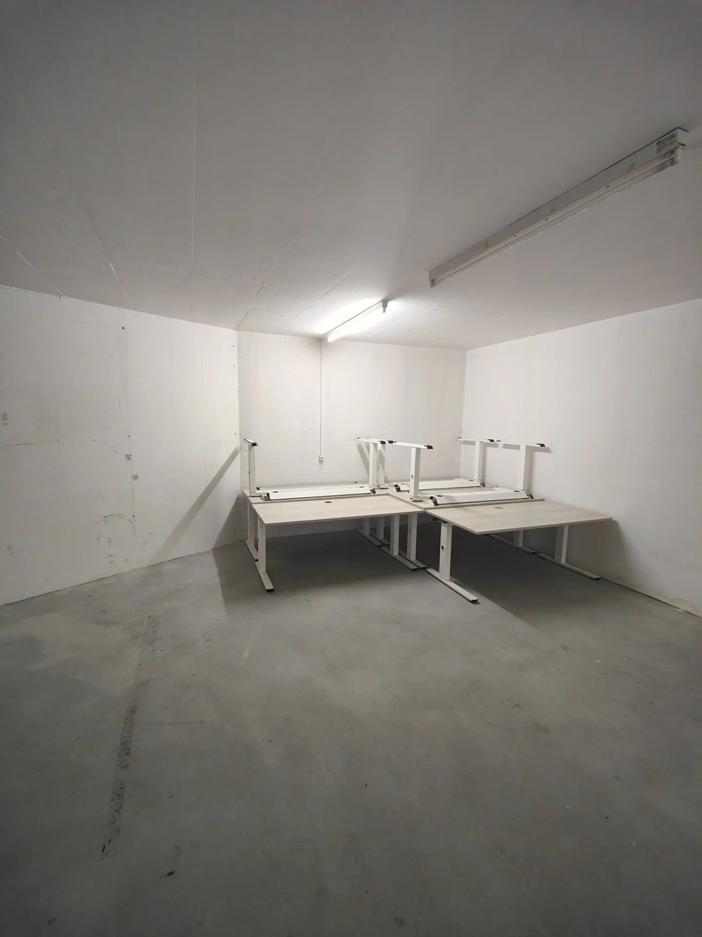 43m2 Storage Room Allschwil Gewerbestrasse (AVAILABLE FROM 1.11) - Photo 4 of 4