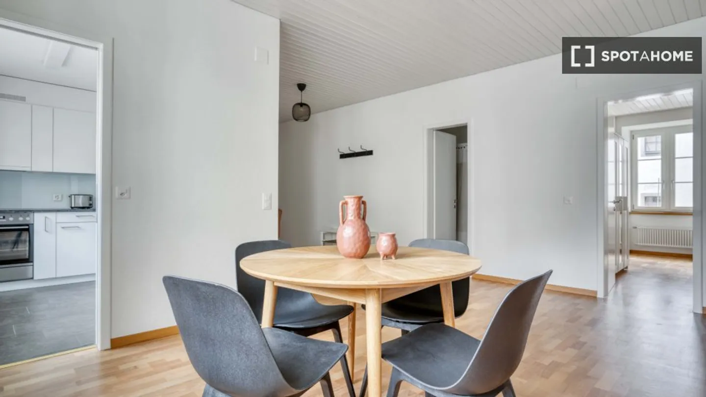 Discover, visit, and rent your new home online with complete confidence. - Photo 3 of 14