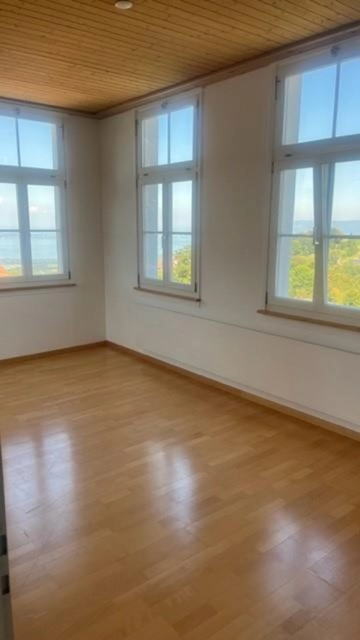 Penthouse with breathtaking view - Photo 12 of 14