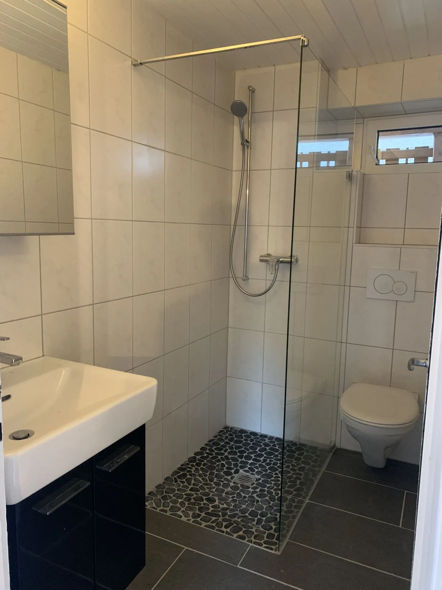 Appartement rénové de 2.5 pièces à louer - Photo 5 sur 5