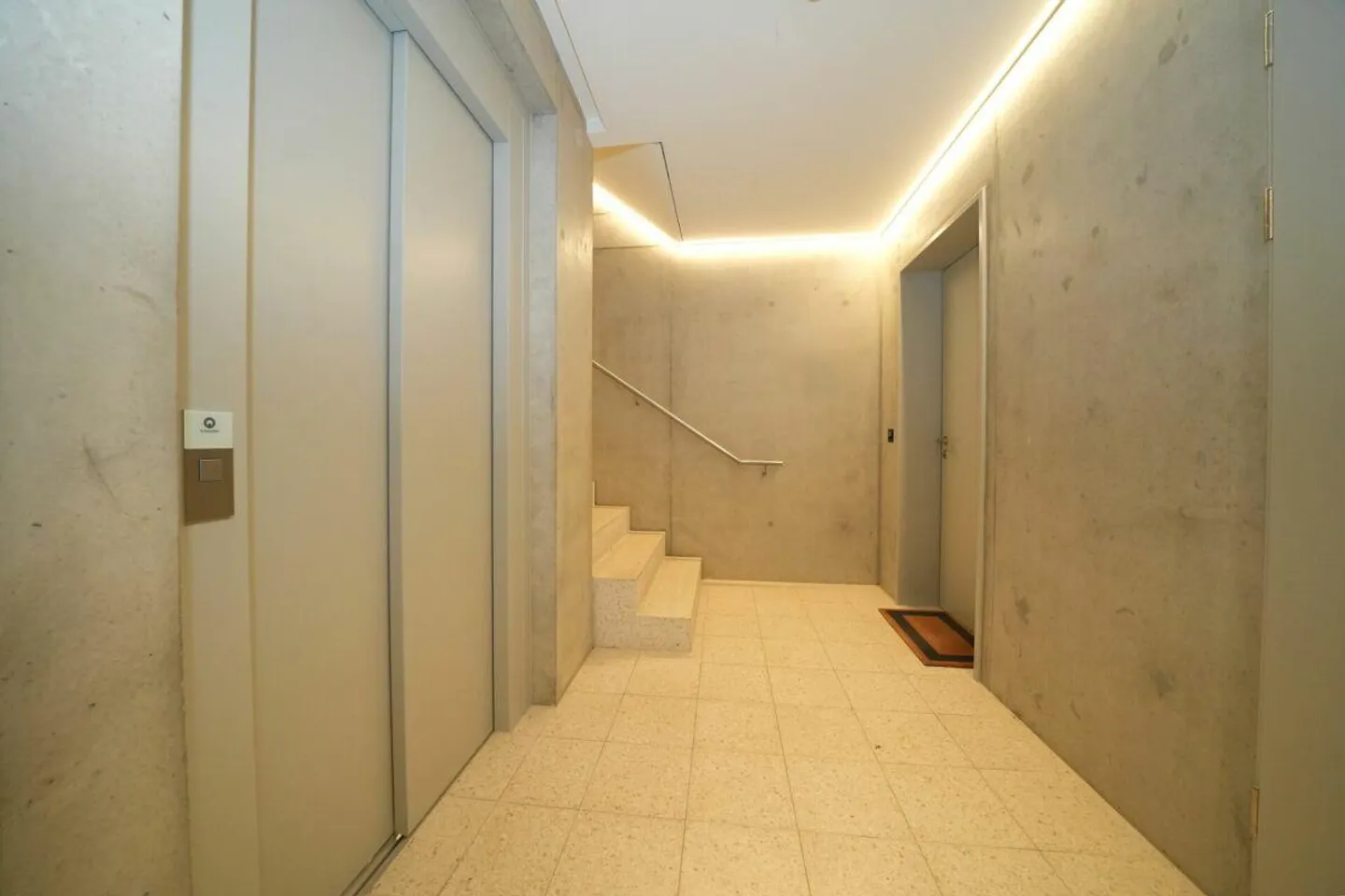 Luxuswohnung mit Büro - Foto 10 von 11