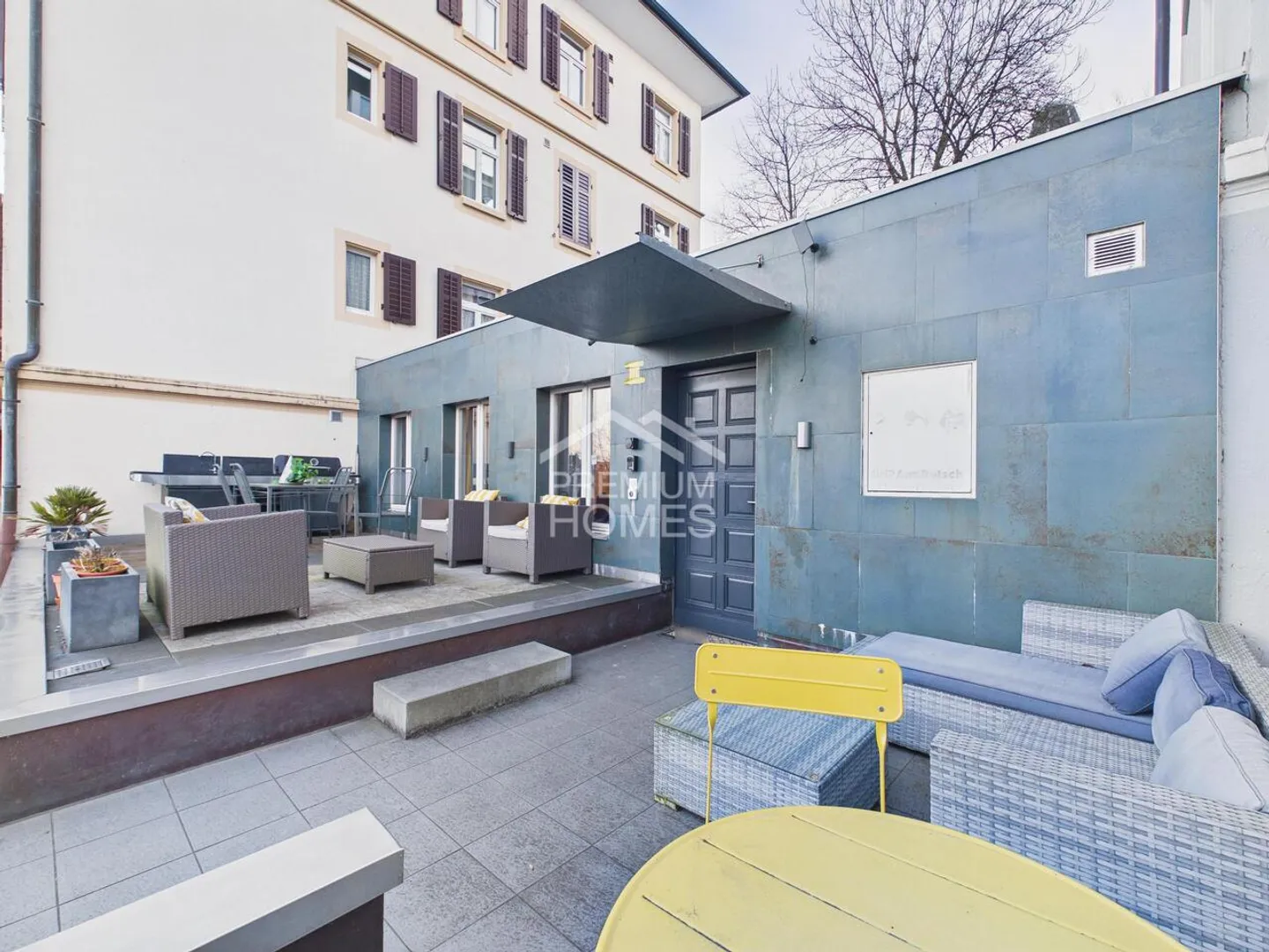 Charming Townhouse in Zurich - Photo 1 of 8