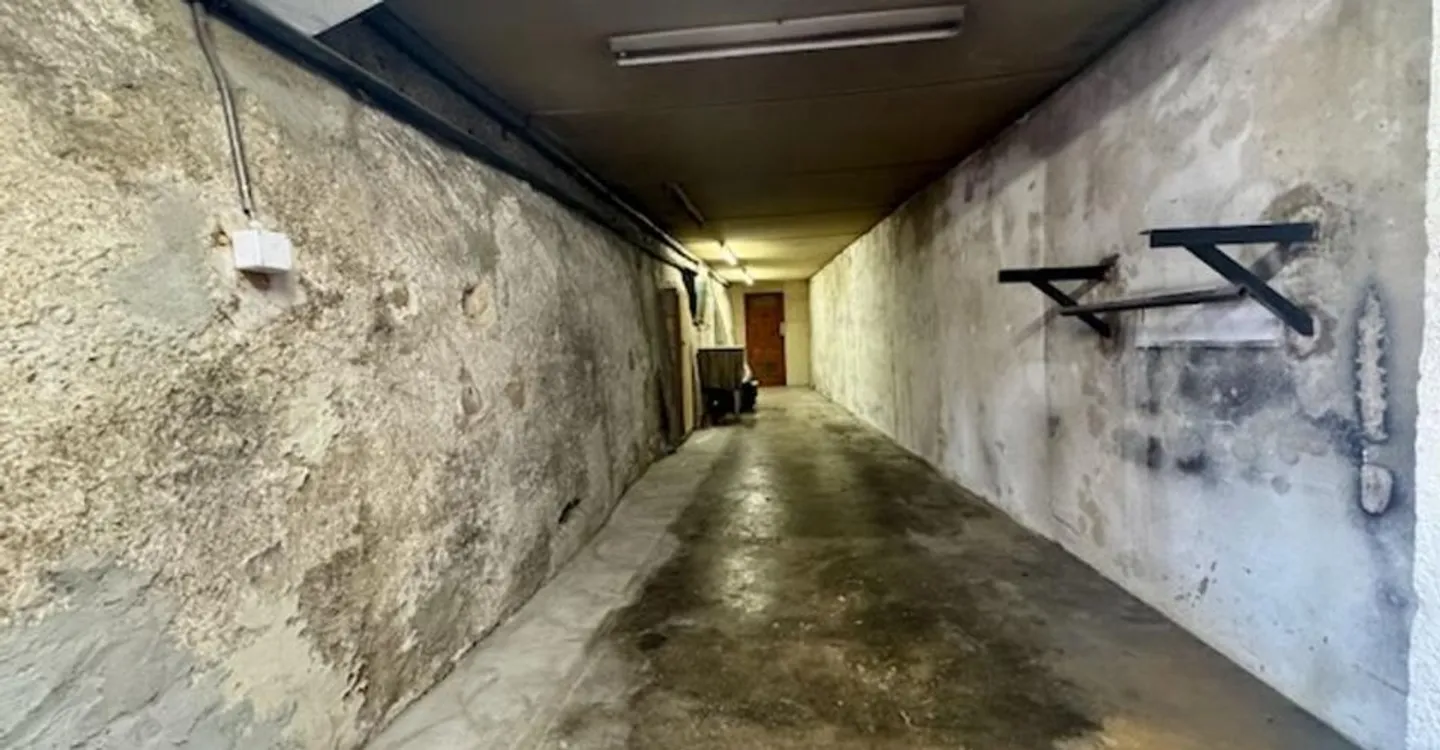 Gewerbefläche mit Lagerraum - Foto 2 von 11