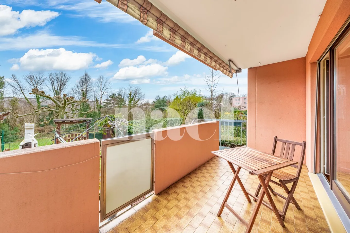 Charmant Appartement avec Jardin - Photo 1 sur 5