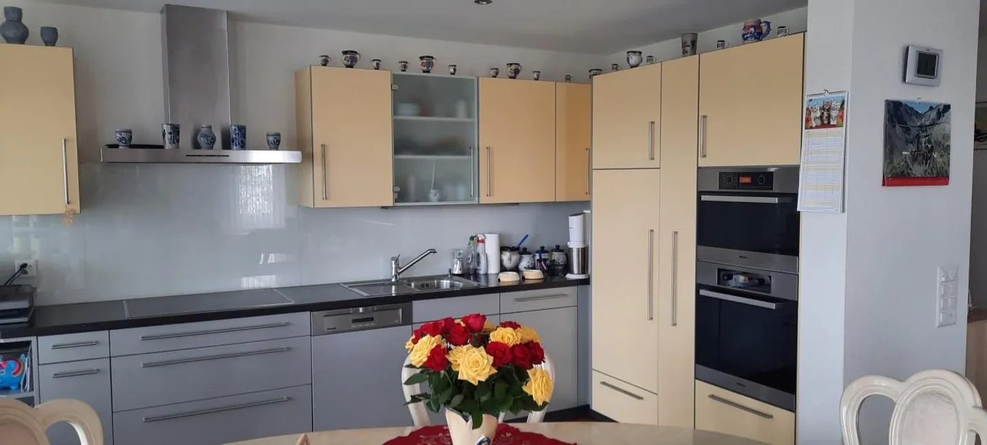 Schöne 4 1/2-Zi-Maisonettewohnung mit Wintergarten und allem Komfort - Foto 5 von 7