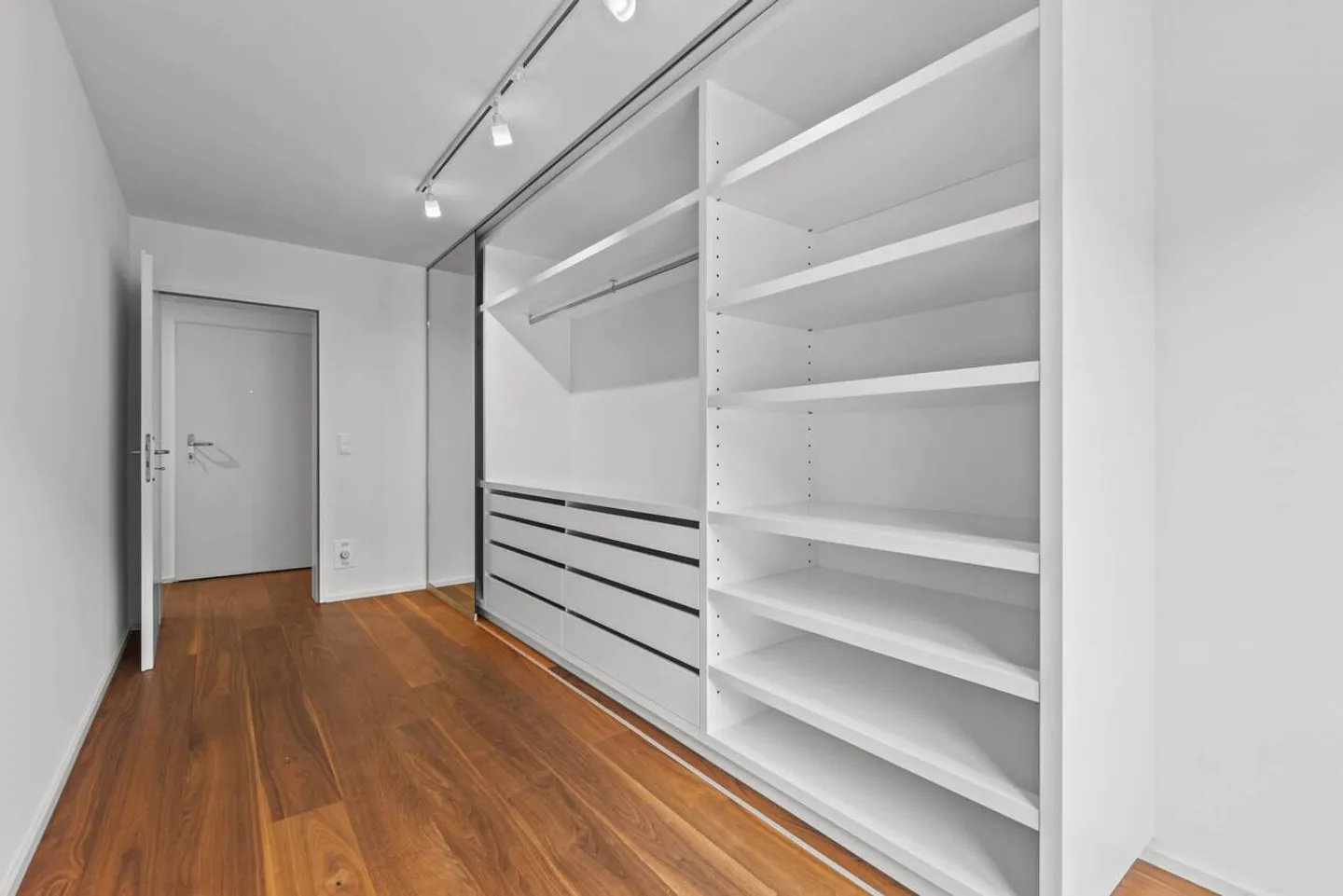 Wohnen am Obersee an begehrter und selten verfügbarer Lage - Foto 6 von 8