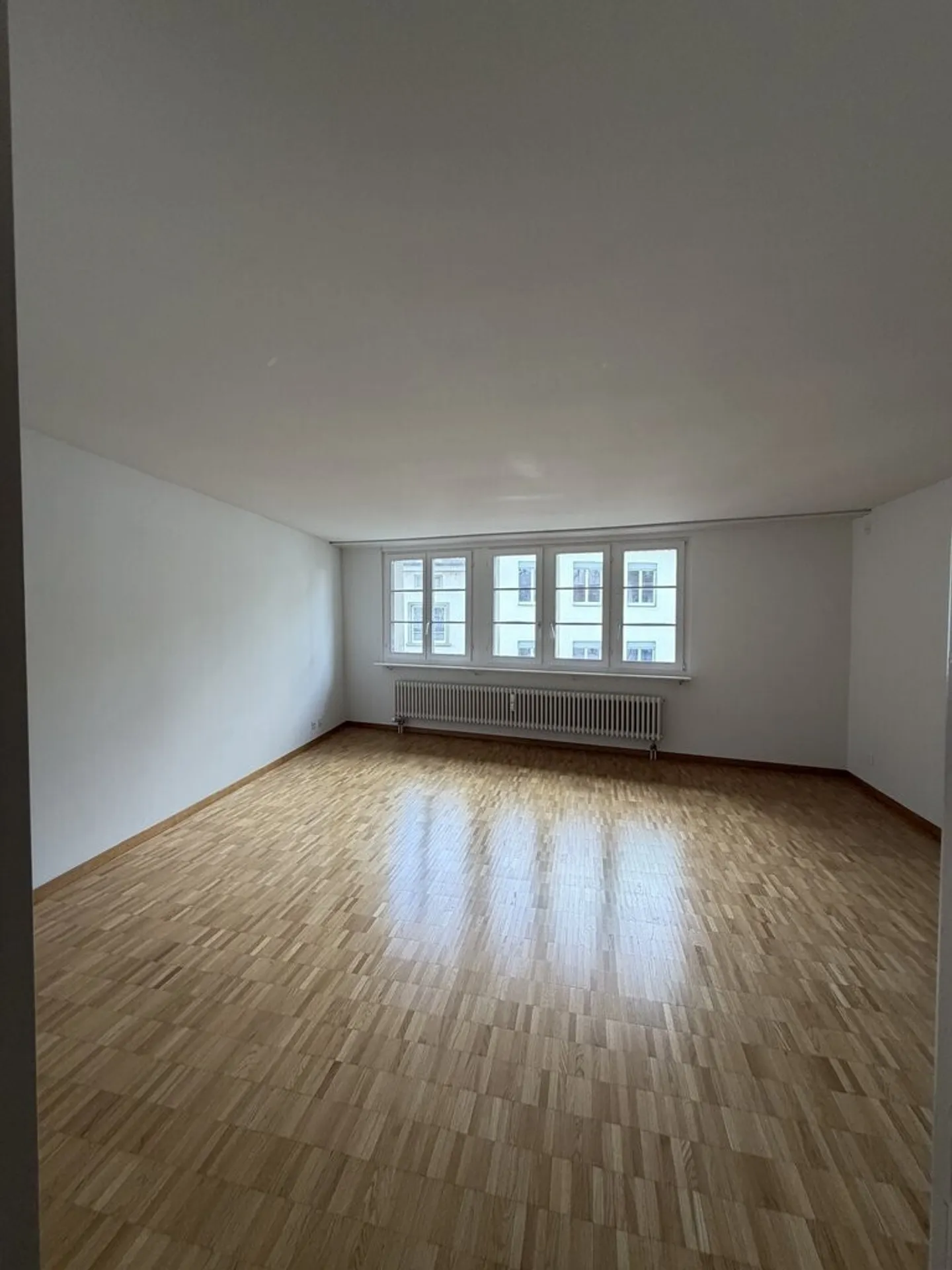 Appartamento 2.5 camere affascinante - Foto 8 di 11