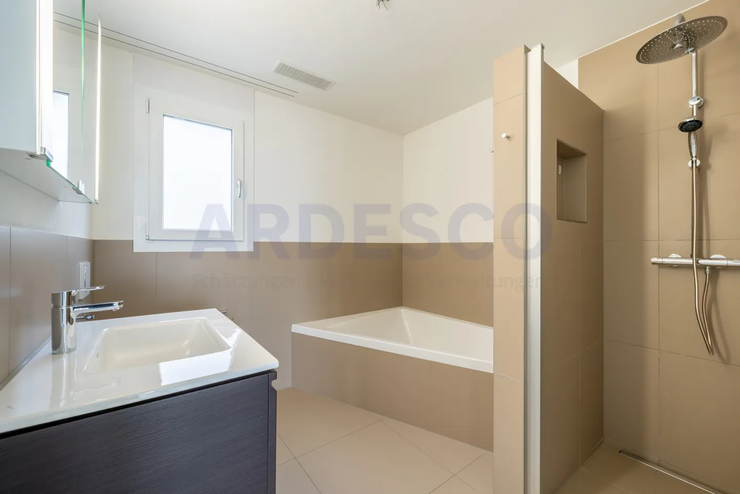 Rêve de maison en attique ! - Photo 6 sur 11