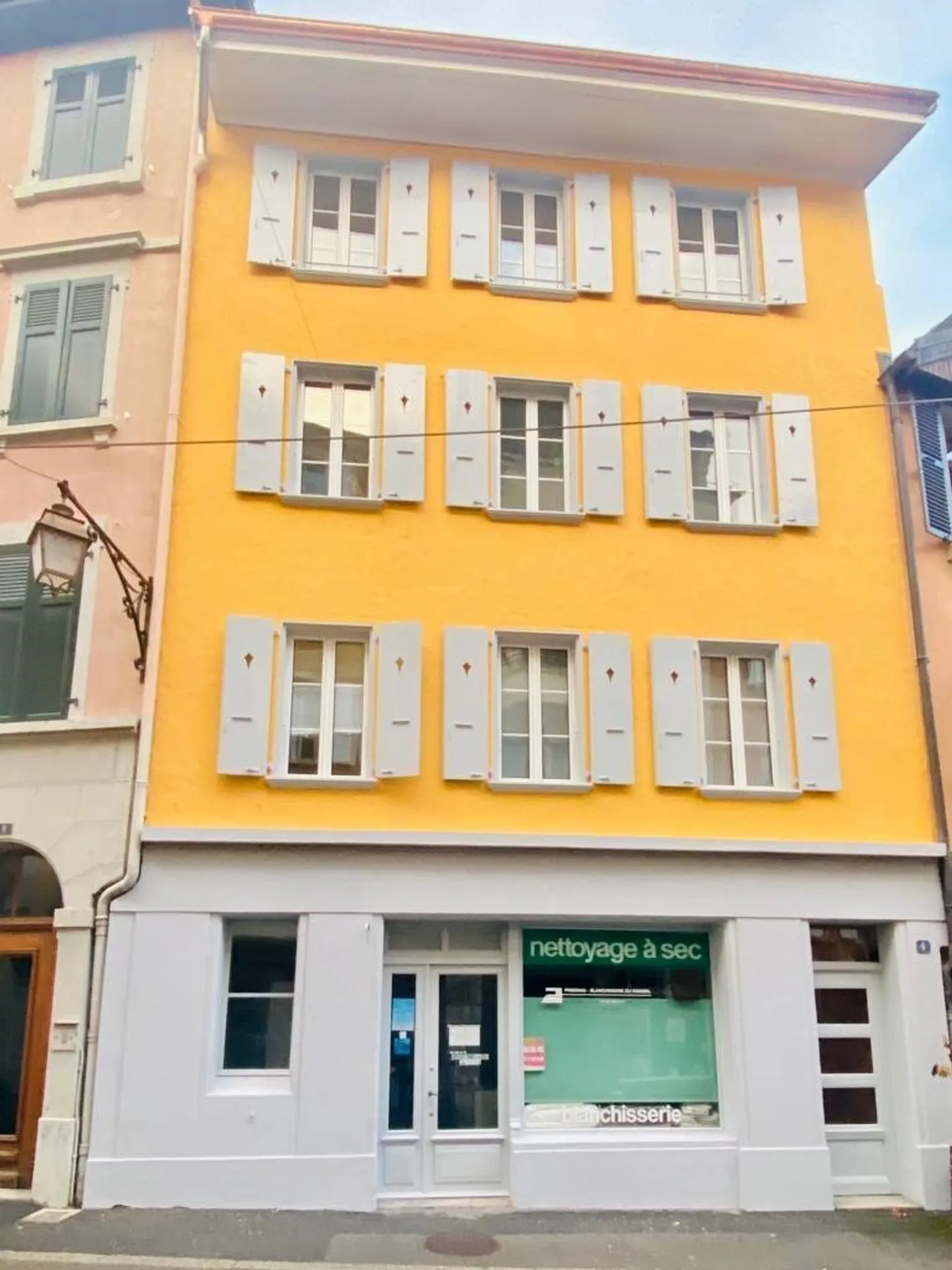 Boutique au Rez-de-Chaussée - Photo 1 sur 1