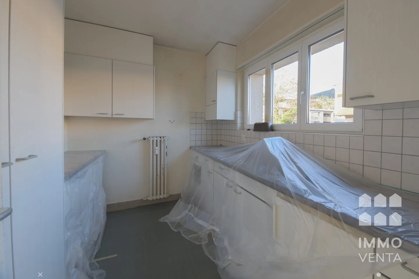 Bright 3.5-room apartment for rent in Biel - Photo 1 of 9