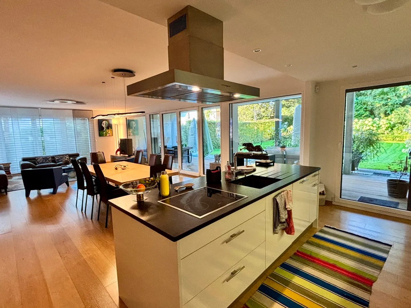 For rent: Large luxury apartment with terraces and garden - Photo 7 of 12