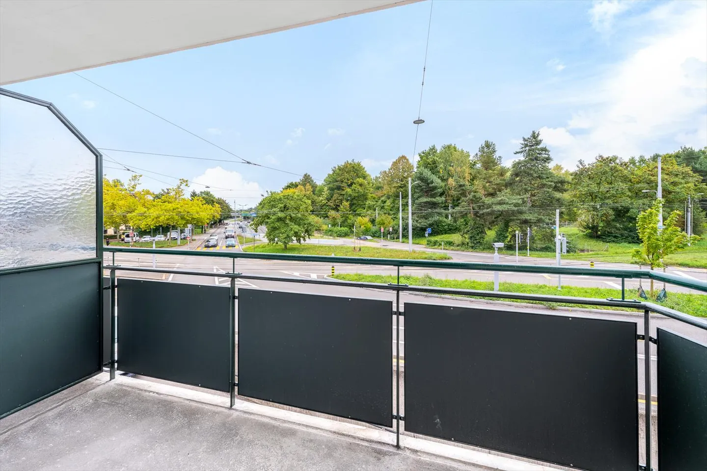 Beautiful living at Irchelpark! - Photo 6 of 6