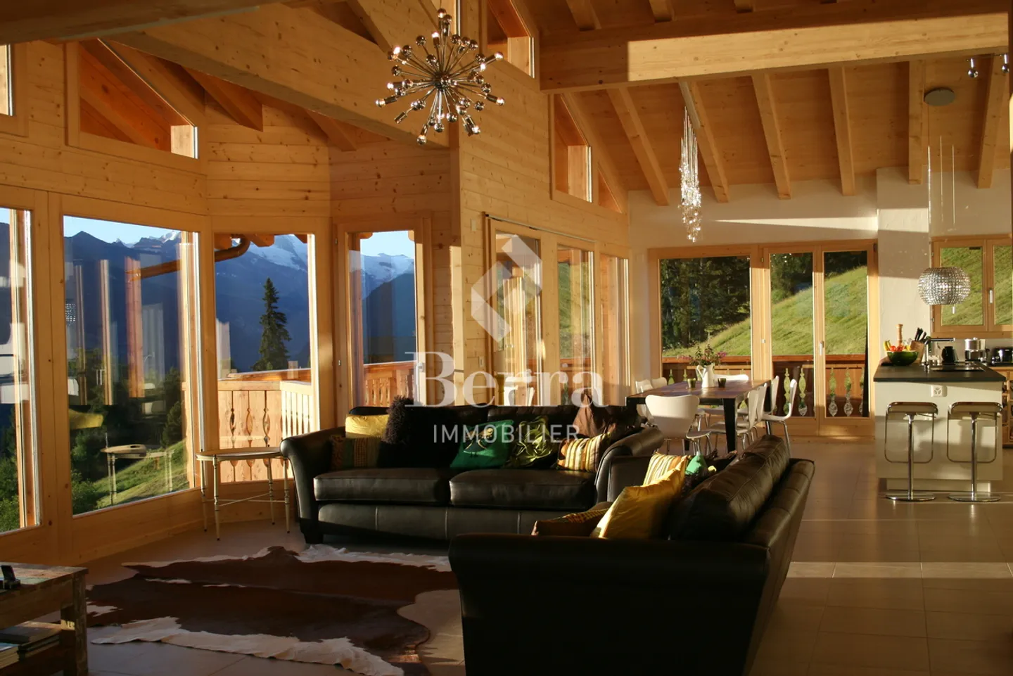 Chalet 5.5 rooms - Photo 3 of 13