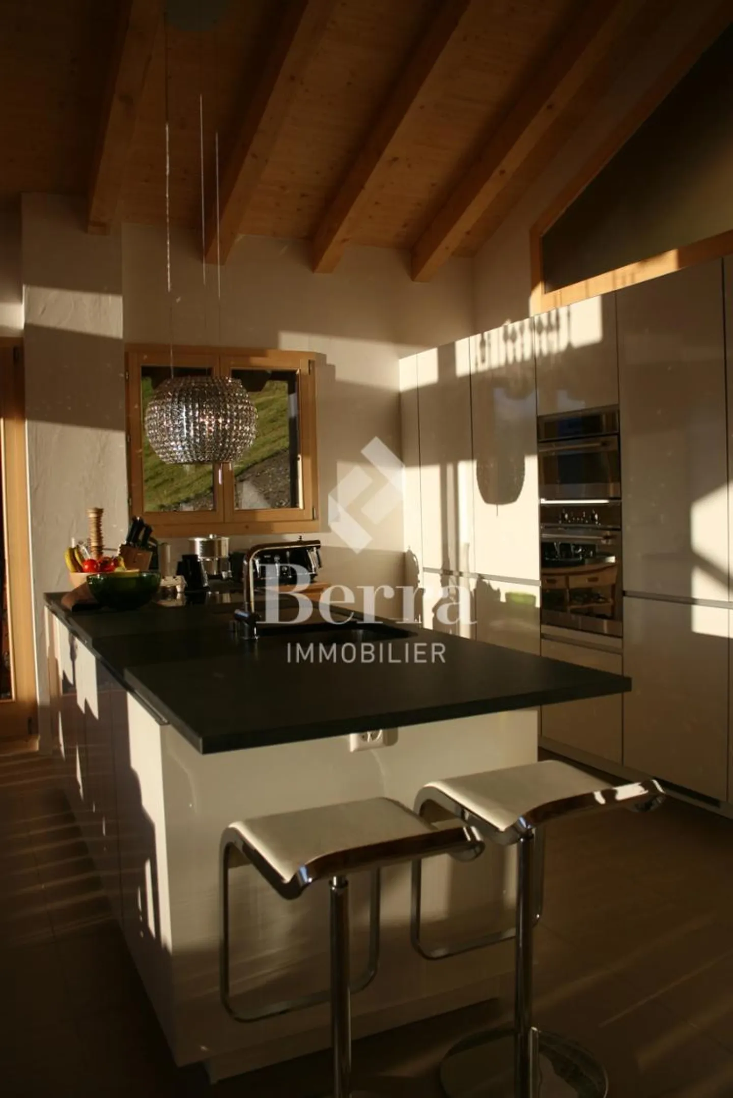 Chalet 5.5 rooms - Photo 5 of 13