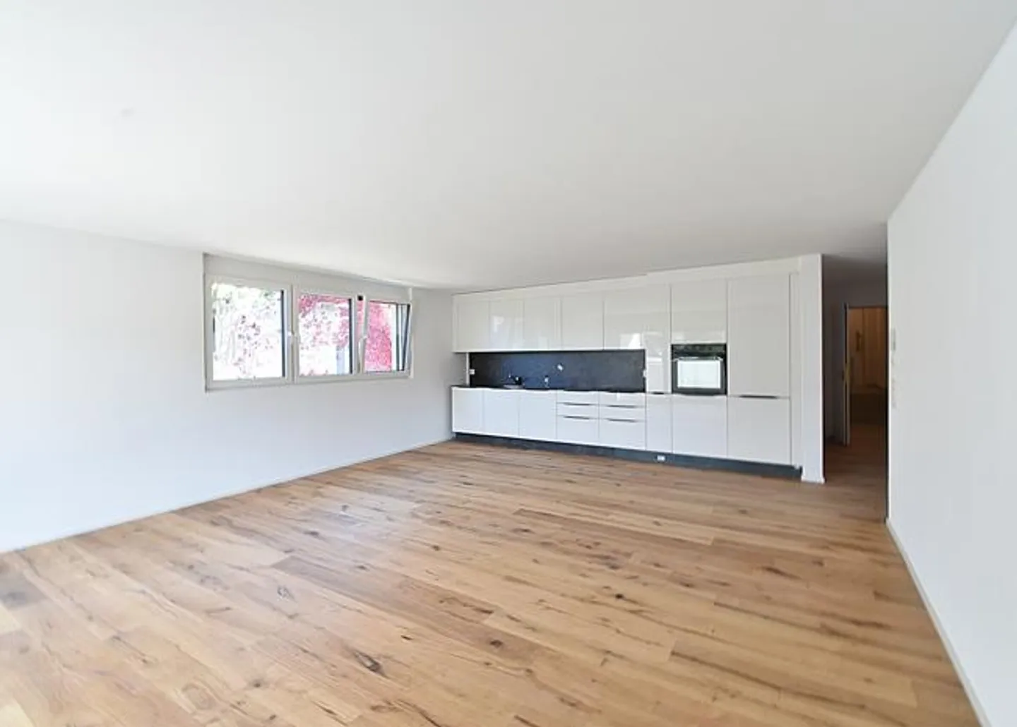 Neu, vollvermietet und zentrale Lage - Foto 5 von 14