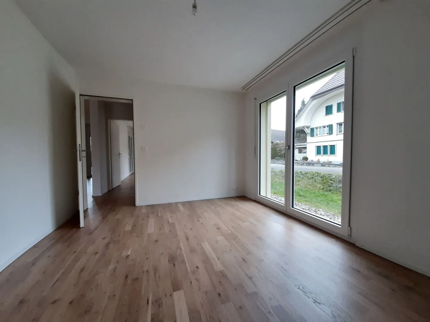 Appartement de jardin moderne de 4,5 pièces au cœur de Madiswil - Photo 5 sur 7