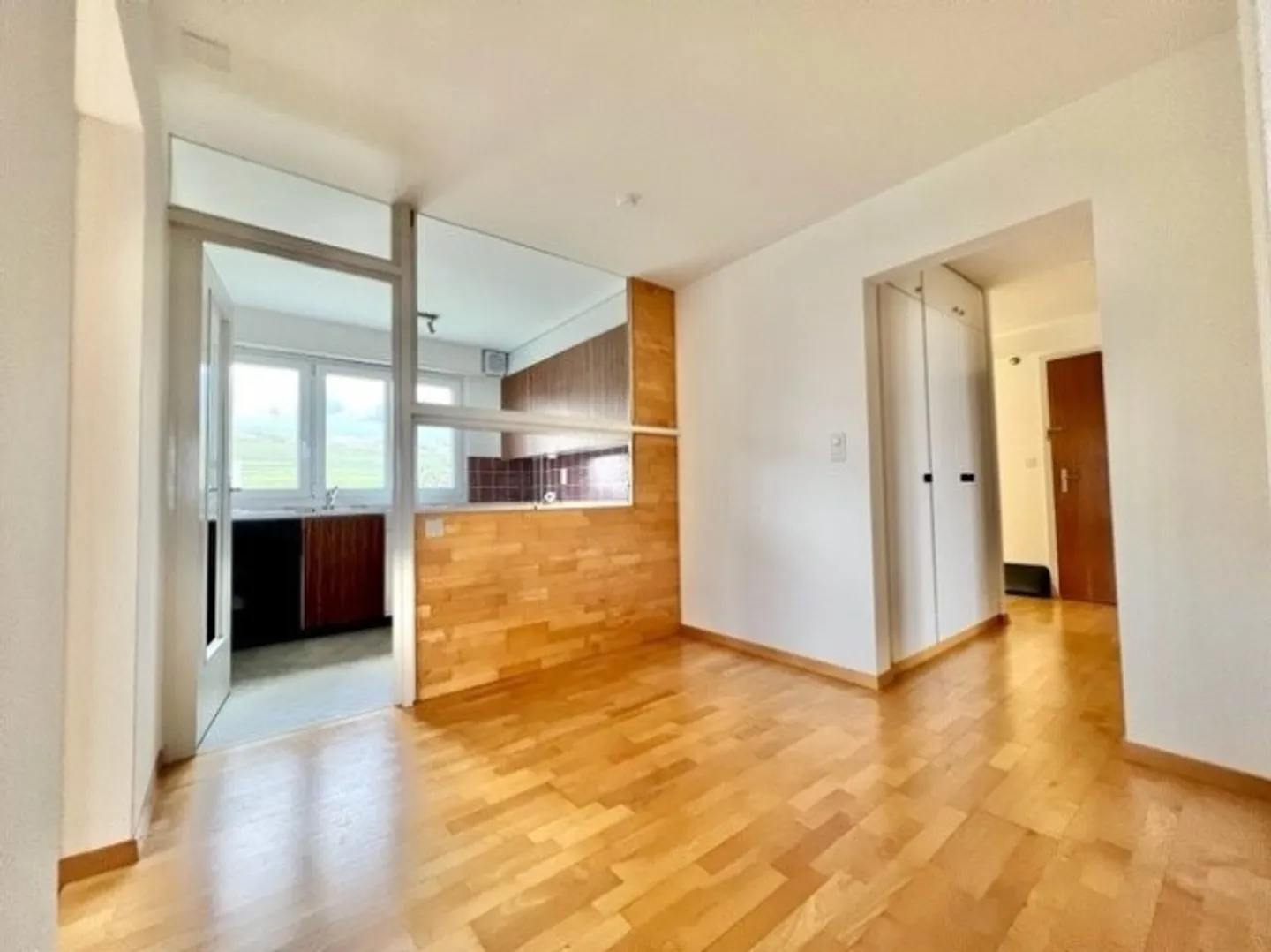 Living with a beautiful view! - Photo 3 of 11