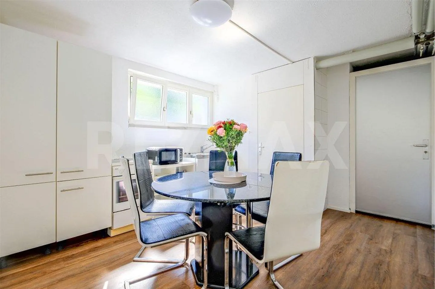 Casa di 7,5 stanze pronta per essere abitata su 212 m2 NWF - ideale per vivere e lavorare - Foto 12 di 13