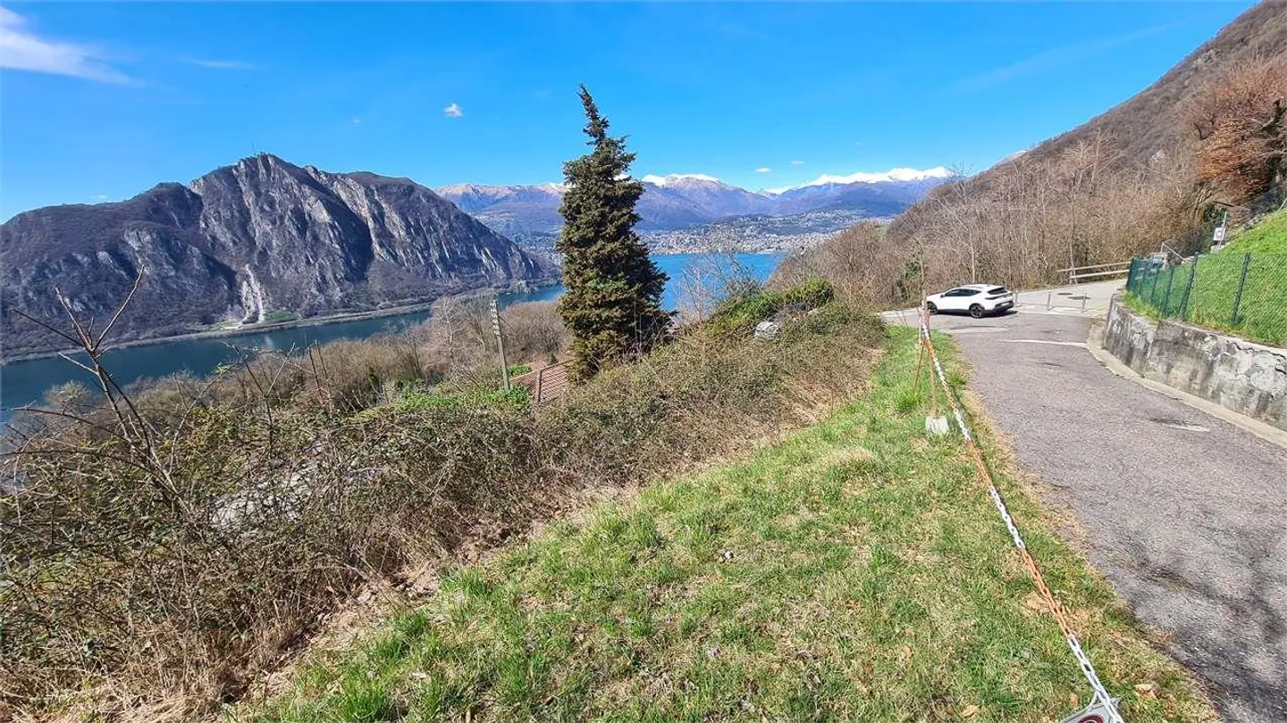 AROGNO: TERRENO EDIFICABILE VISTA LAGO - Foto 4 di 4