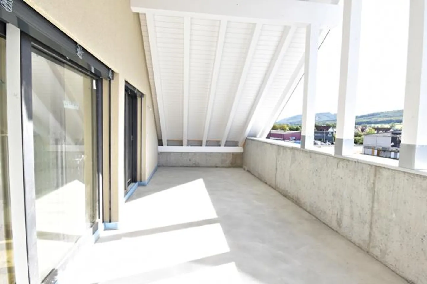 Neu, vollvermietet und zentrale Lage - Foto 13 von 14