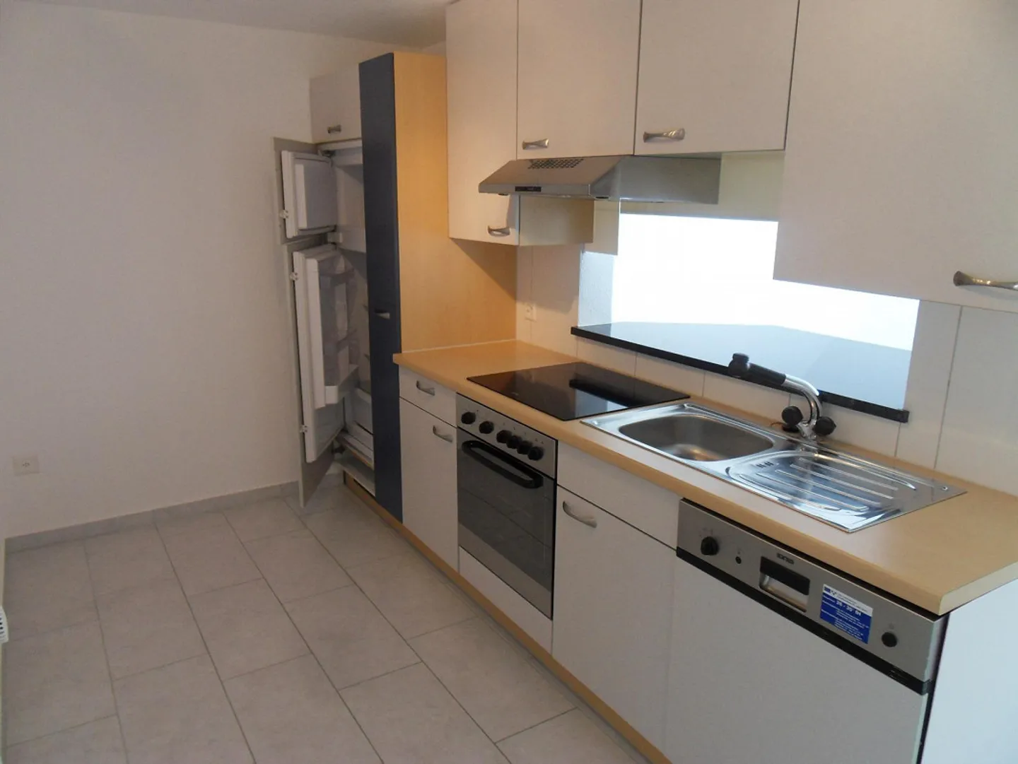 Cozy 2-room attic apartment in Oberkulm - Photo 1 of 5