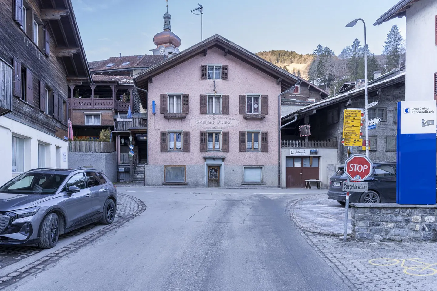 Vielseitiges Anlage- und Entwicklungsobjekt im Dorfkern von Schiers - Photo 5 sur 6