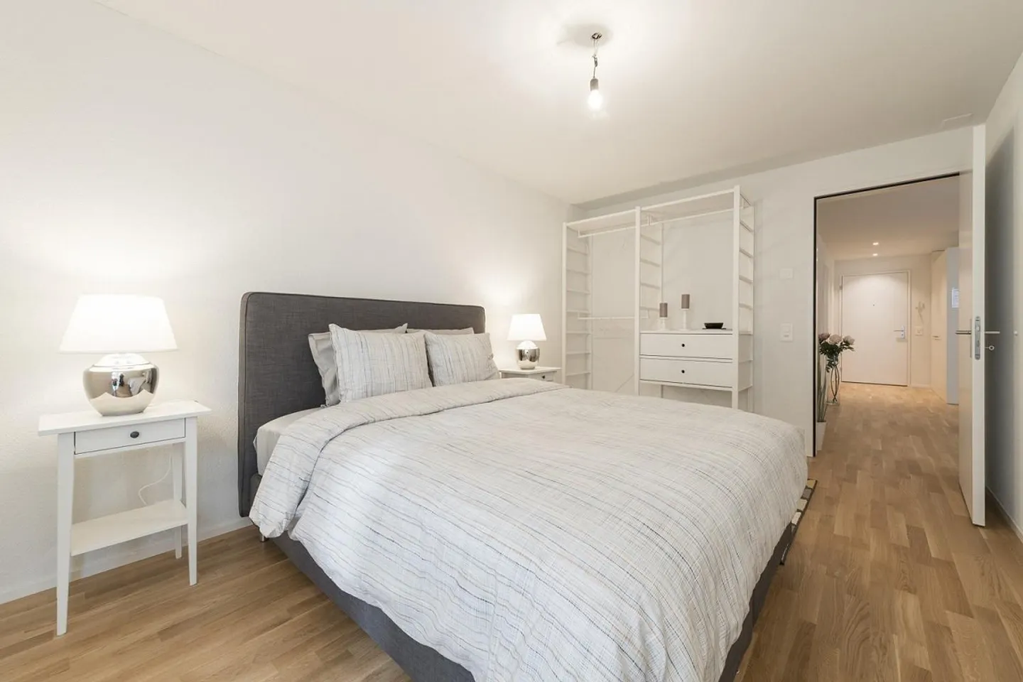 Arrive, feel good, and enjoy life – Your new home in Grenchen - Photo 8 of 12