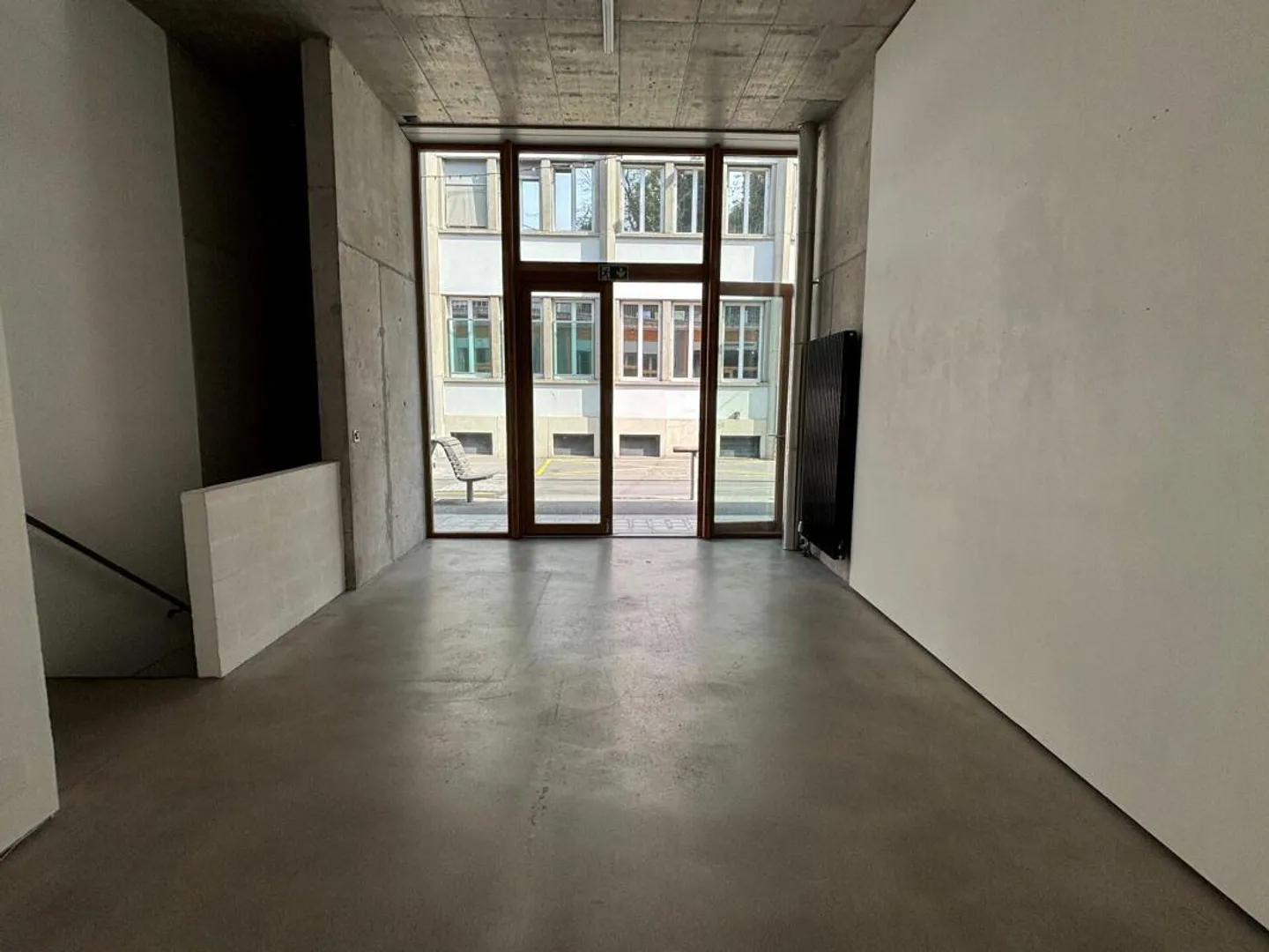 75 m2 commercial arcade in downtown - Photo 2 of 8