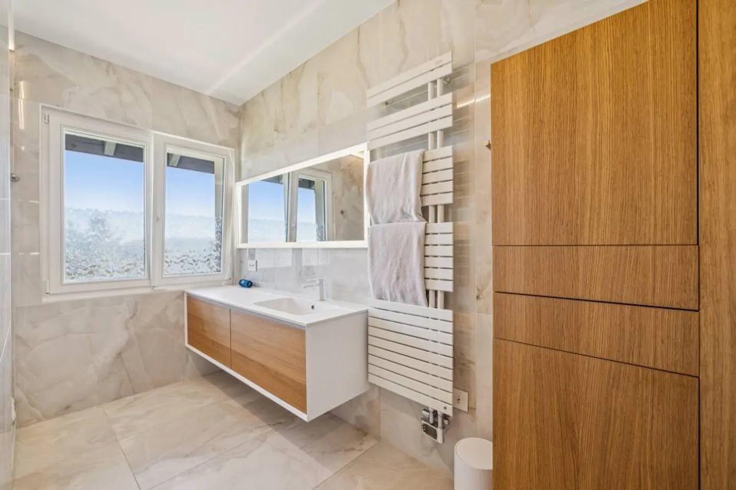 5.5 Room House - Photo 10 of 13