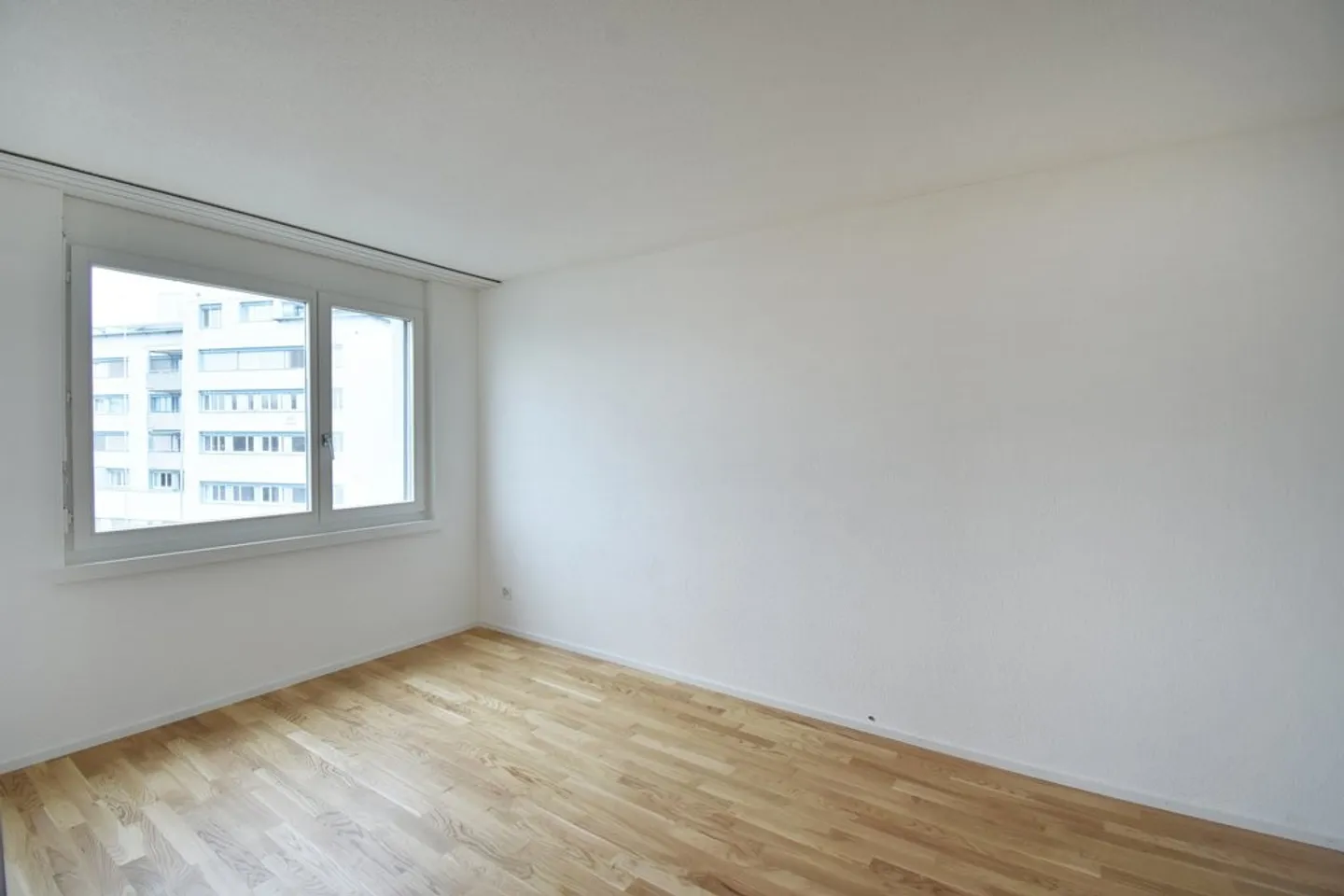 Apartment for rent - Photo 4 of 7