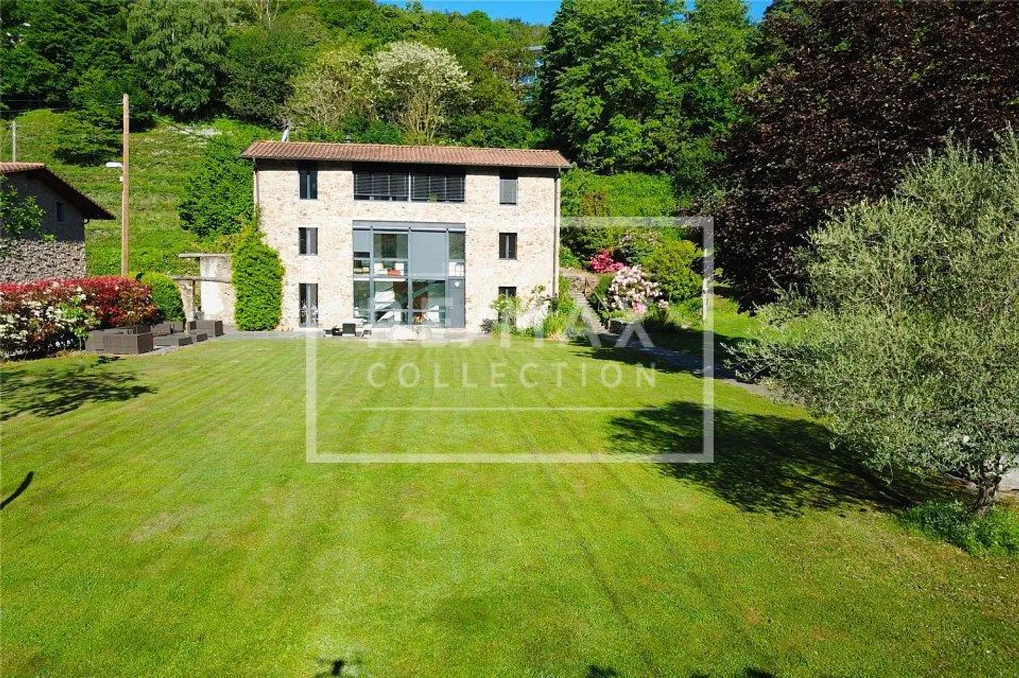 Oasis full of charm, nature and tranquility! In the heart of Collina D'Oro! - Photo 1 of 13