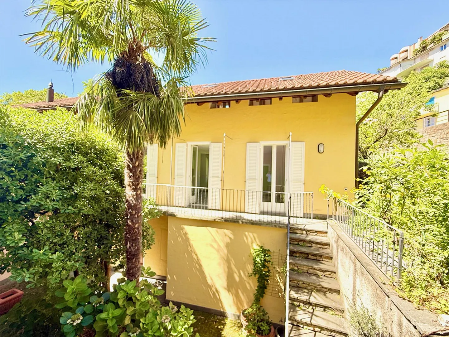 Eine Oase der Ruhe in der Altstadt von Locarno - Foto 8 von 21