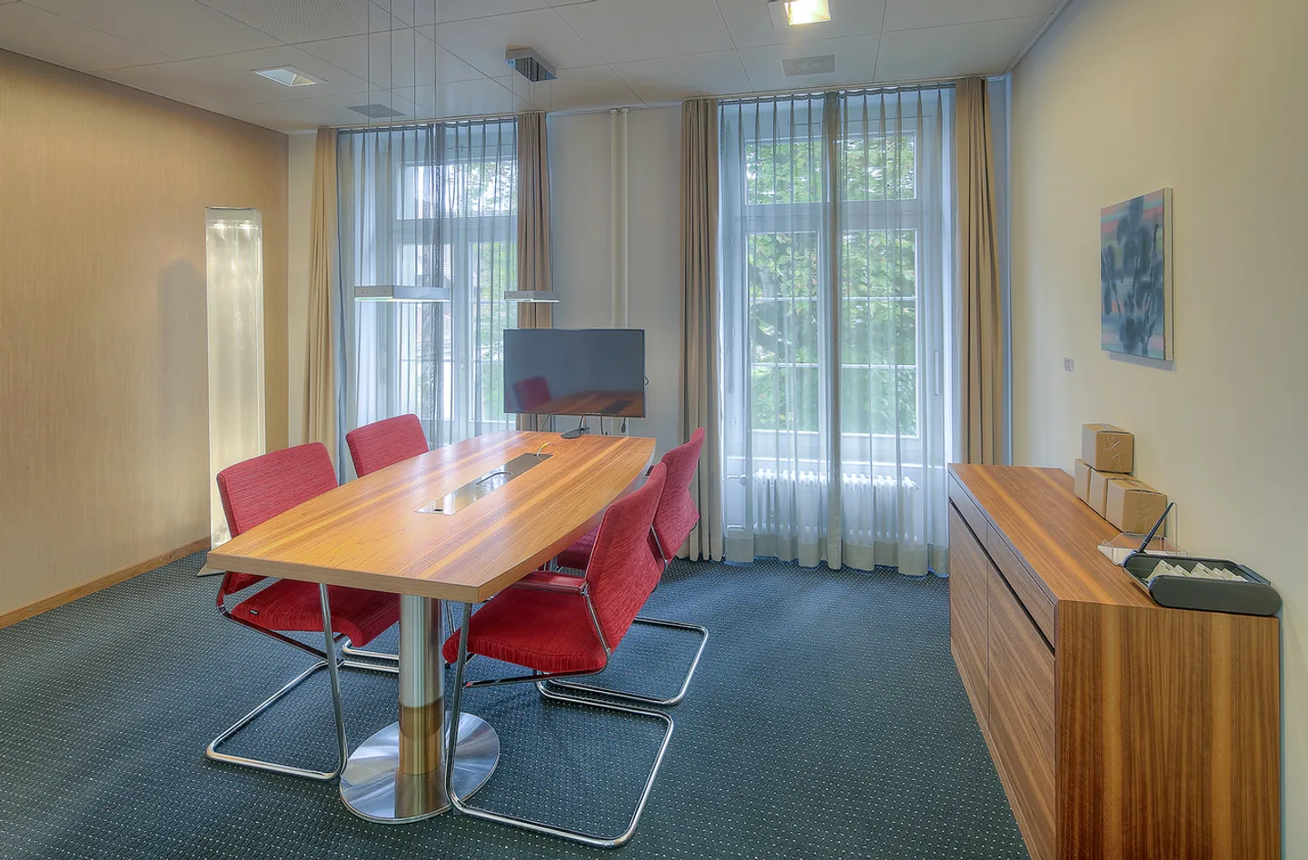 Zentrale und sichtbare Ladenfläche inmitten von Langenthal - Foto 2 von 4