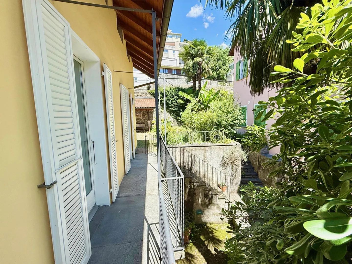 Eine Oase der Ruhe in der Altstadt von Locarno - Foto 17 von 21