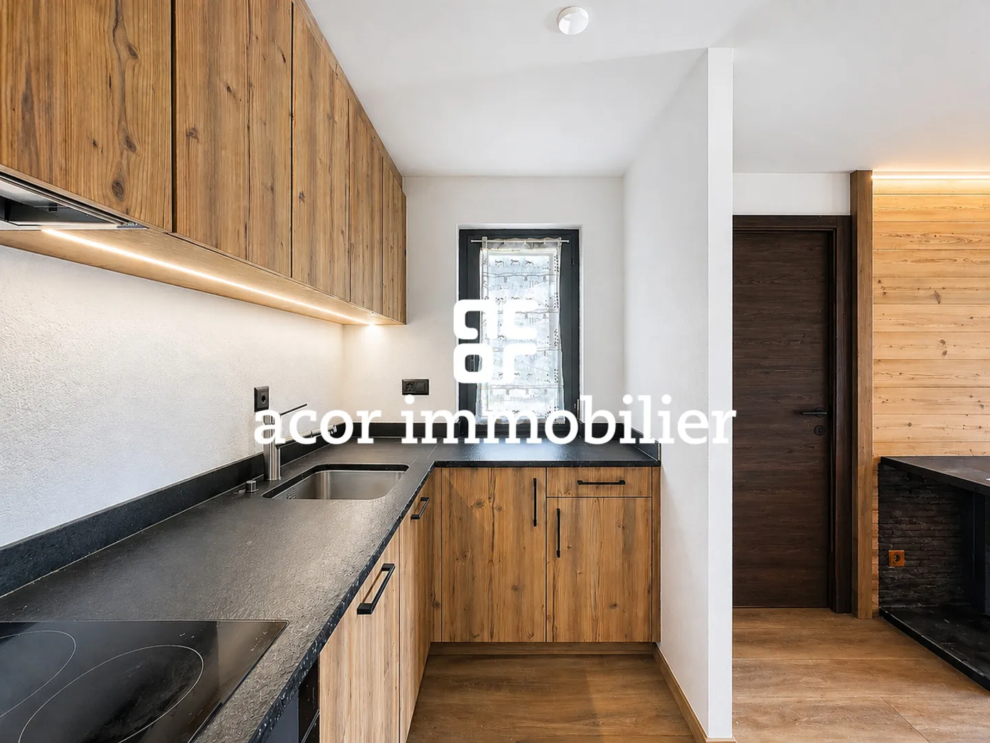 Appartement Charmant avec Terrasse - Photo 5 sur 6